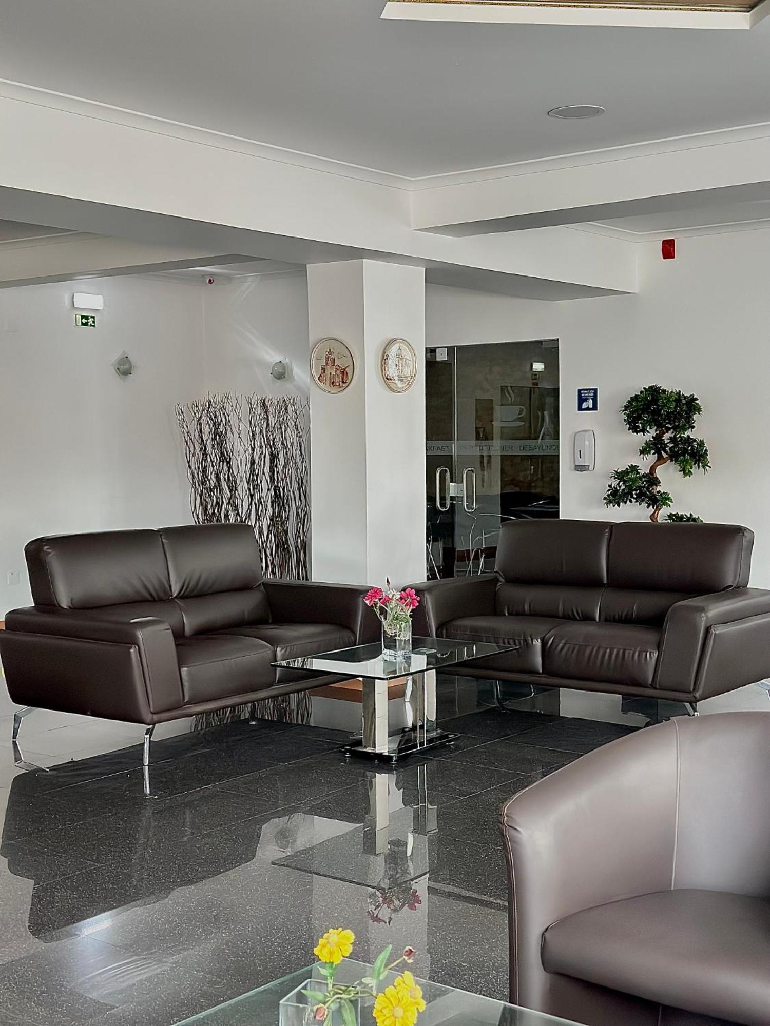 Be One Hotel Caldas Da Rainha - By Mhmb Hospitality Eksteriør bilde